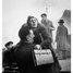 WW2: Vācu V-2 trāpa Londonai, Faringtonas tirgus laukumā un nogalina vairāk kā 300 cilvēkus 