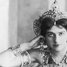 I wojna światowa: skazana na karę śmierci za szpiegostwo na rzecz Niemiec holenderska tancerka Mata Hari została rozstrzelana przez francuski pluton egzekucyjny w koszarach w Vincennes