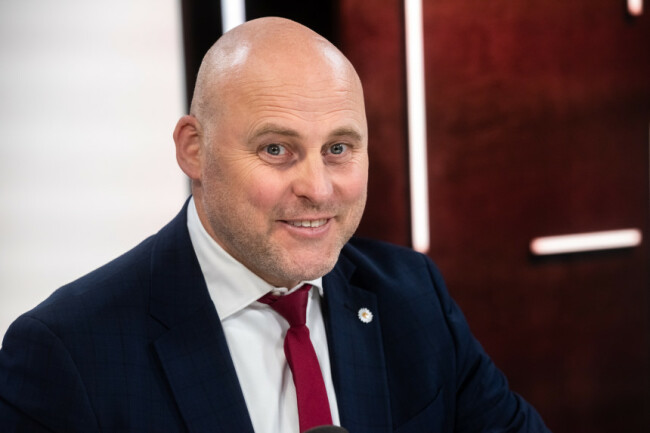 Andris Kulbergs: Daļa NVO bezjēdzīgi “izpļakarē aizņemtu naudu” ar apšaubāmu pievienoto vērtību