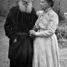 Grāfs Ļevs Tolstojs apprec Sofiju Bērs. 17 gadu laikā viņiem ģimenē piedzimst 13 bērni
