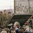 Jesień Ludów: rozpoczęło się burzenie Muru Berlińskiego
