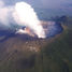 Erupcja wulkanu Nyiragongo w Demokratycznej Republice Konga spowodowała zalanie lawą 15% powierzchni miasta Goma. Zginęło 147 osób, a pół miliona straciło dach nad głową