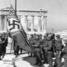 Otrais Pasaules karš: vācu karavīri iebruka Atēnās