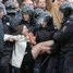 Krievijā vismaz 27 pilsētās notiek masveida protesti pret Putina valdības korumpētību. Simtiem protestētāju arestēti [Tiešraide]